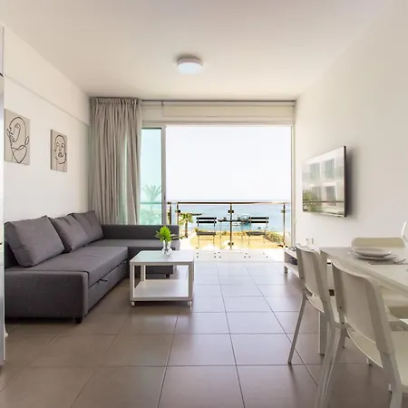 Apartman Stunning Sea-views Apt,