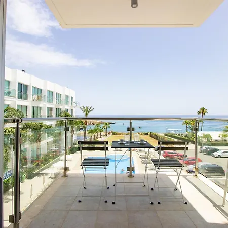 Apartman Stunning Sea-views Apt, *